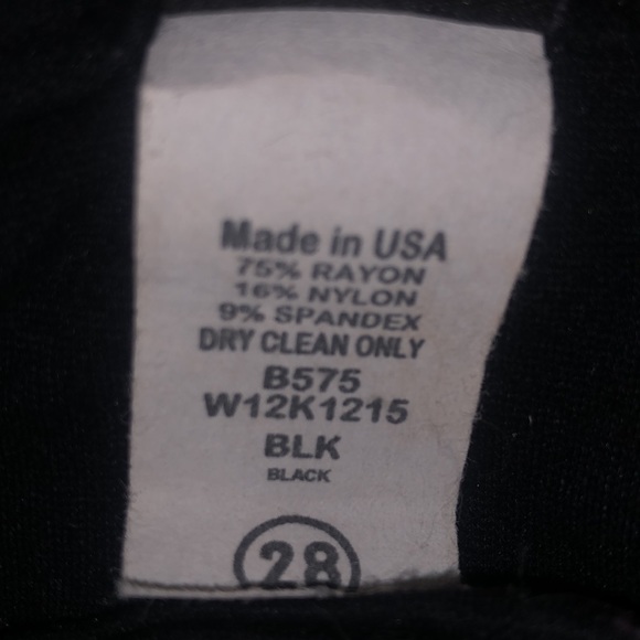 TAG Elements•Mid-Rise Black Skinny Jeggings - Picture 4 of 10